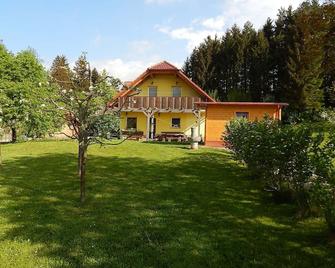 Sunny Holiday House B&B - Ljubno ob Savinji - Edificio