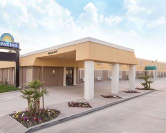 Days Inn by Wyndham Indio - Indio - Building