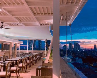 Brits Hotel Puri Indah - Jakarta - Restaurant