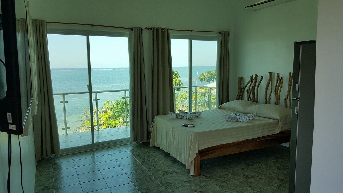 برايدلاند بيتش كلاب