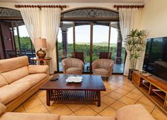 Breathtaking View Condo - Brasilito - Living room