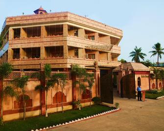 Hotel Buddha Heritage - Patna - Building