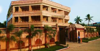 Hotel Buddha Heritage - Patna - Building