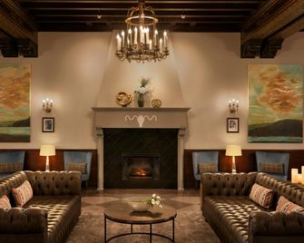 Hotel Saranac, Curio Collection by Hilton - Saranac Lake - Lounge