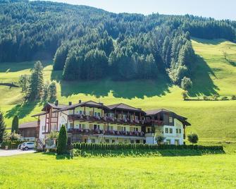 Hotel Stegerhaus - San Giovanni - Budova
