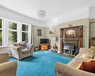 The Round House - Panoramic views of Devon's Coast and Country - Ilfracombe - Sala de estar