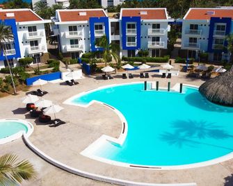 Hesperia Playa el Agua - Playa El Agua - בריכה