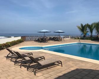 2 bedroom condo on beachfront with 23 meter pool, gated community - Manglaralto