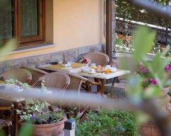 Hotel Panama - Florence - Hàng hiên