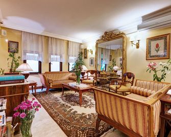 Arena Hotel Istanbul - Istanbul - Living room