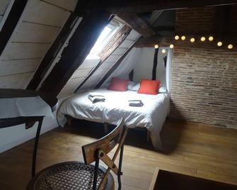 Habitation Saint-Clar Vieille Ville - Bergerac - Bedroom