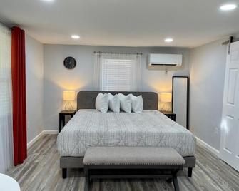 Veda Inn & Cottages - Maggie Valley