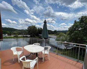 Fewo Schloß Ramspau - Forsthaus Upstairs (4-Star Dtv) - Regenstauf - Balkon