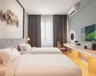 Fuhotel - Bukit Mertajam - Camera da letto