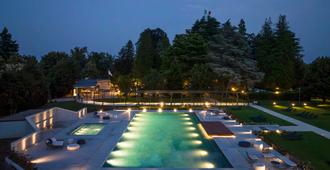 Palace Grand Hotel Varese - Varese - Havuz