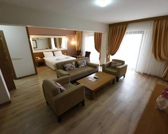 Tripolis Hotel - Pamukkale - Bedroom