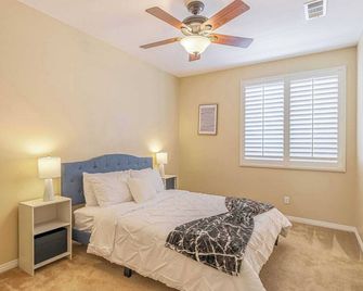 Vista Valley Retreat #42108 - Palmdale - Bedroom