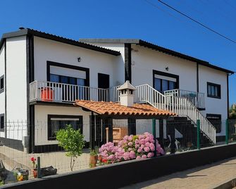 Freedom Surf House - Serra de El-Rei - Gebäude
