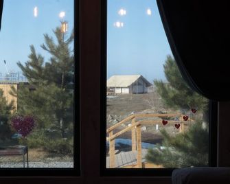 Terrific 1-bedroom villa with mountainview in charming Almaty - Besqaynar - Balcony
