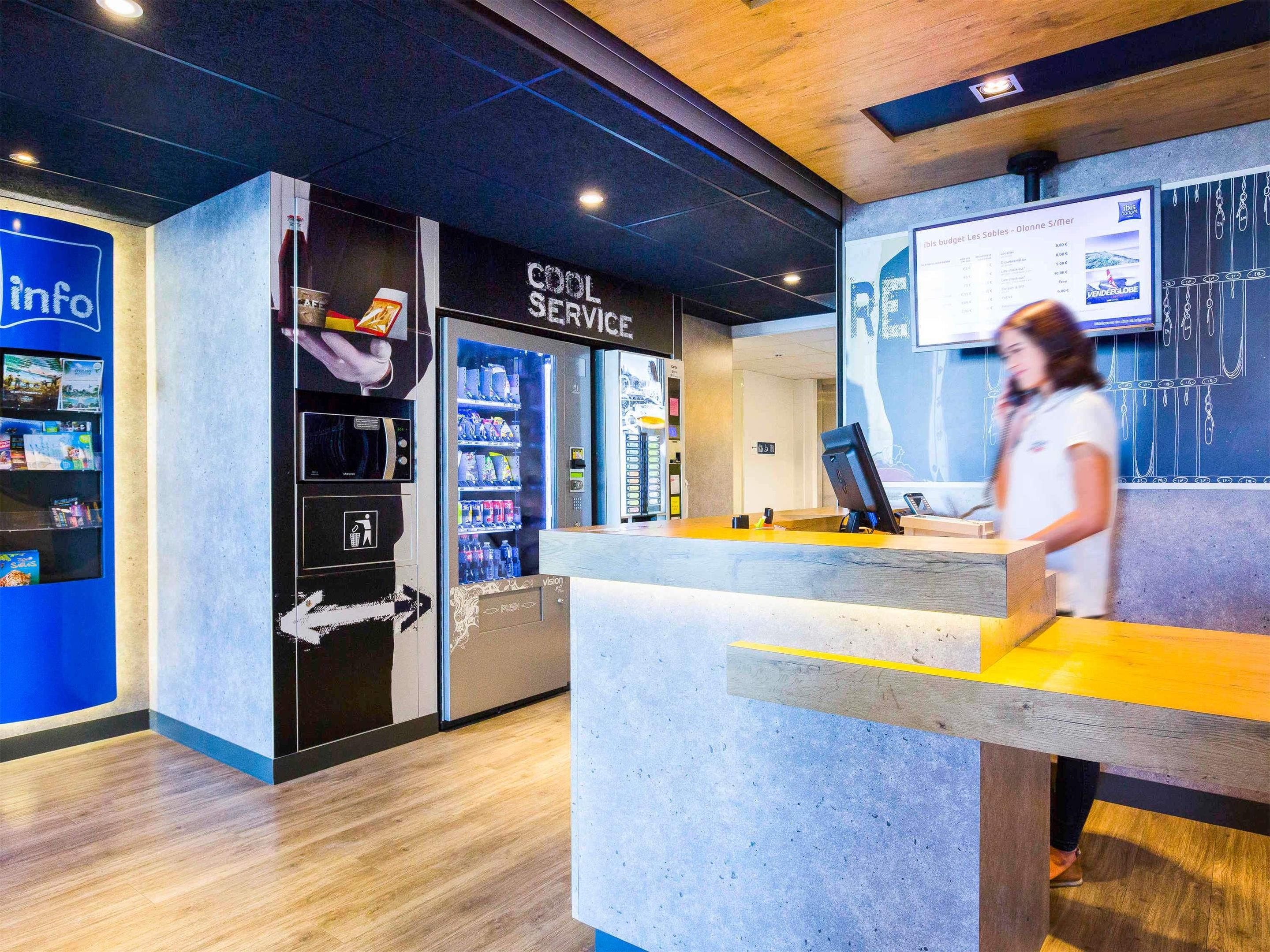 إيبيس بدجيت ليه سابل دولون - ليه سابل-دولون - مبنى