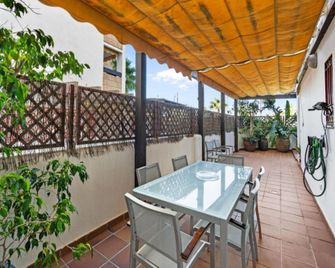 Chic Apt by Playa Granada - Granada - Balcó