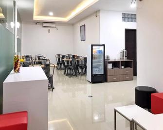 The Galton Hotel - Baubau - Restaurante
