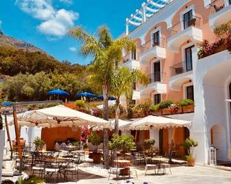 Hotel Murmann - Maratea - Pati