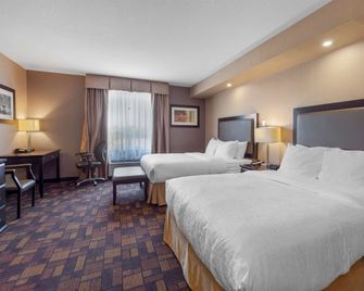Best Western Plus Fox Creek - Fox Creek - Schlafzimmer