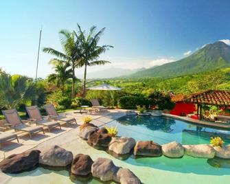 Hotel Mountain Paradise - La Fortuna - Pool