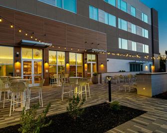 Element Sacramento Airport - סקרמנטו - בניין