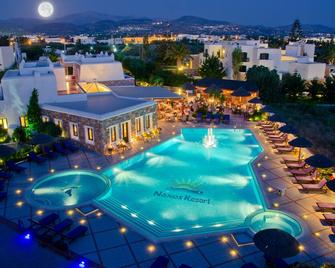 Naxos Resort Beach Hotel - נאקסוס - בריכה