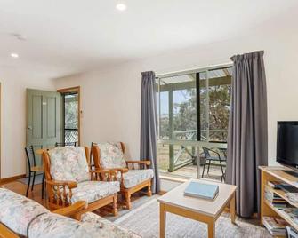 Lavender 63 Burgar Rd Middleton - Linen Included - Middleton - Вітальня