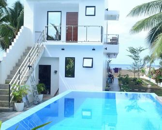 Charming Ocean View - Naval - Piscina