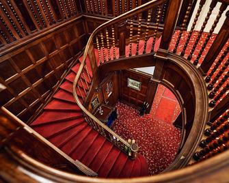 Hotel Pension Baron am Schottentor - Vienna - Stairs