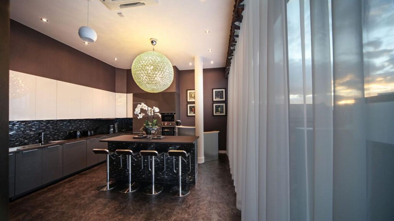 Seel Street Apartments By Epic