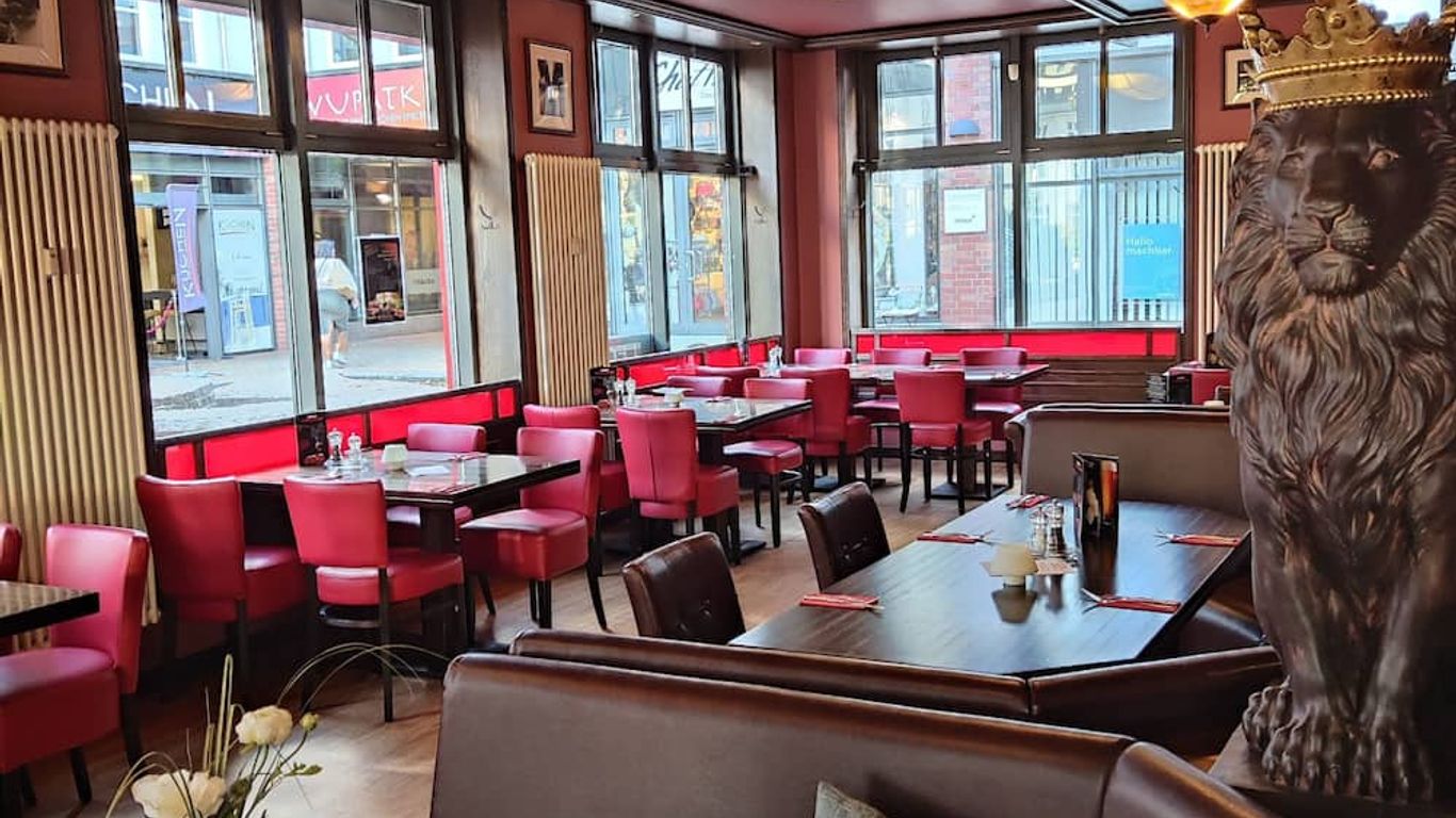 هوتل أم هوبفينماركت