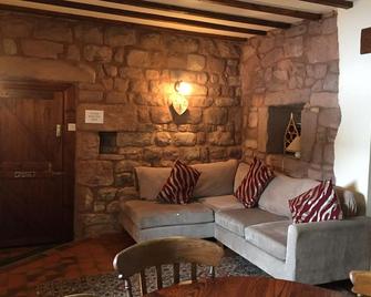 Roaches Cottages - Leek - Living room