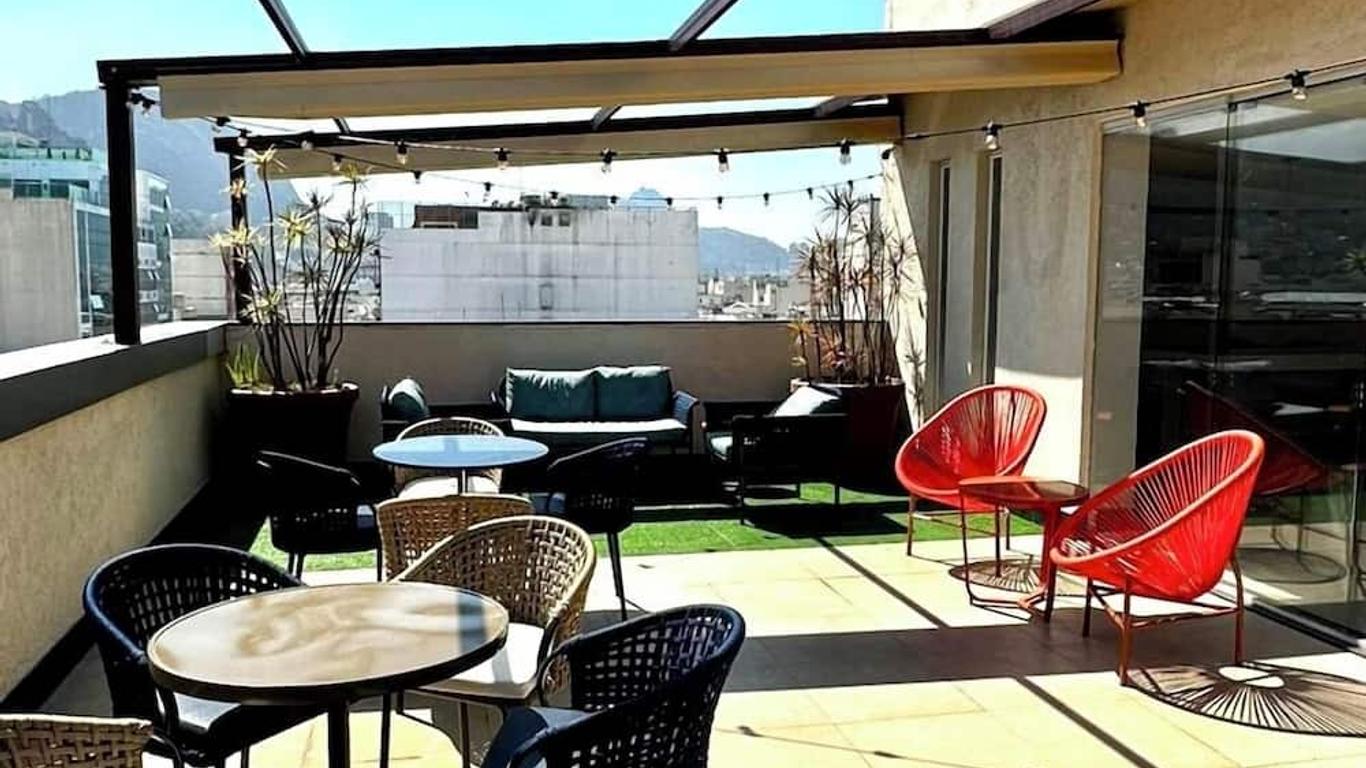 Royalty Rio Hotel