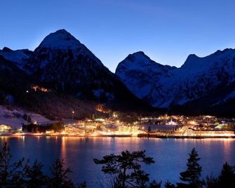 Liebes Caroline 4-Sterne-Hotel - Pertisau