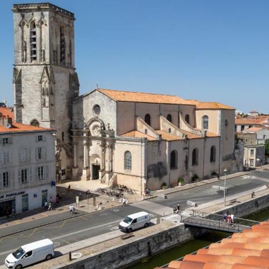 H么tel La Tour de Nesle La Rochelle Vieux Port image 1
