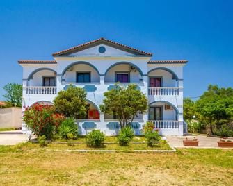 Babis Studios - Zakynthos - Building