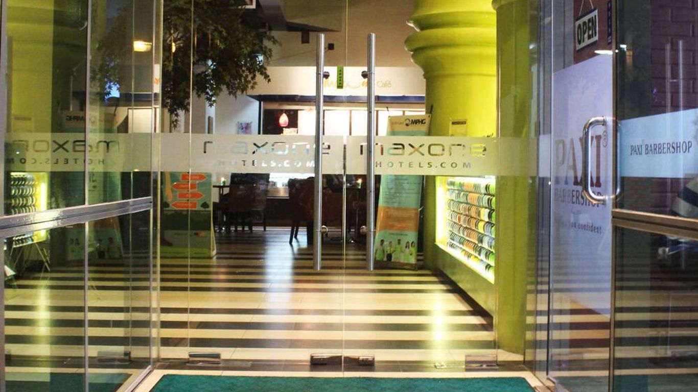 Maxonehotels At Sabang