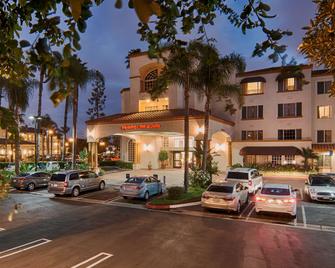 Hampton Inn & Suites Santa Ana/Orange County Airport - Santa Ana - Gebouw
