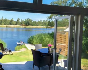 Strandstugan, Solviken - Rockneby - Patio