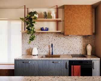 Dolphins Motel - Mollymook - Kitchen