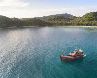 Haadtien Beach Resort - Тао