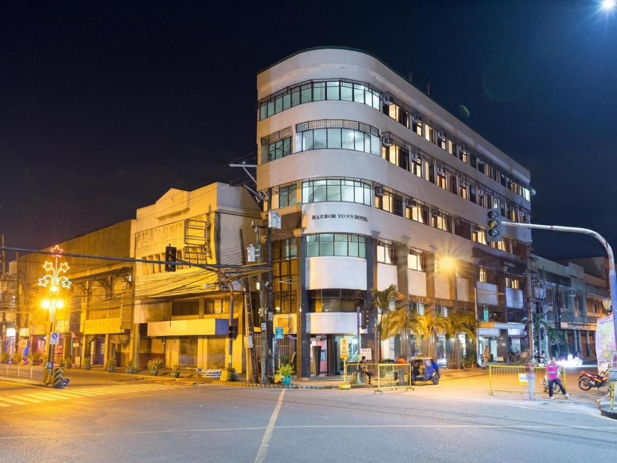 Harbor Town Hotel thumbnail 2