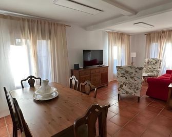 La casa de Paloma en la Plaza Encanto histórico - Riaza - Comedor