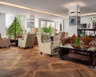 Palace Gate Hotel & Resort By Ehm - Nom Pen - Sala de estar