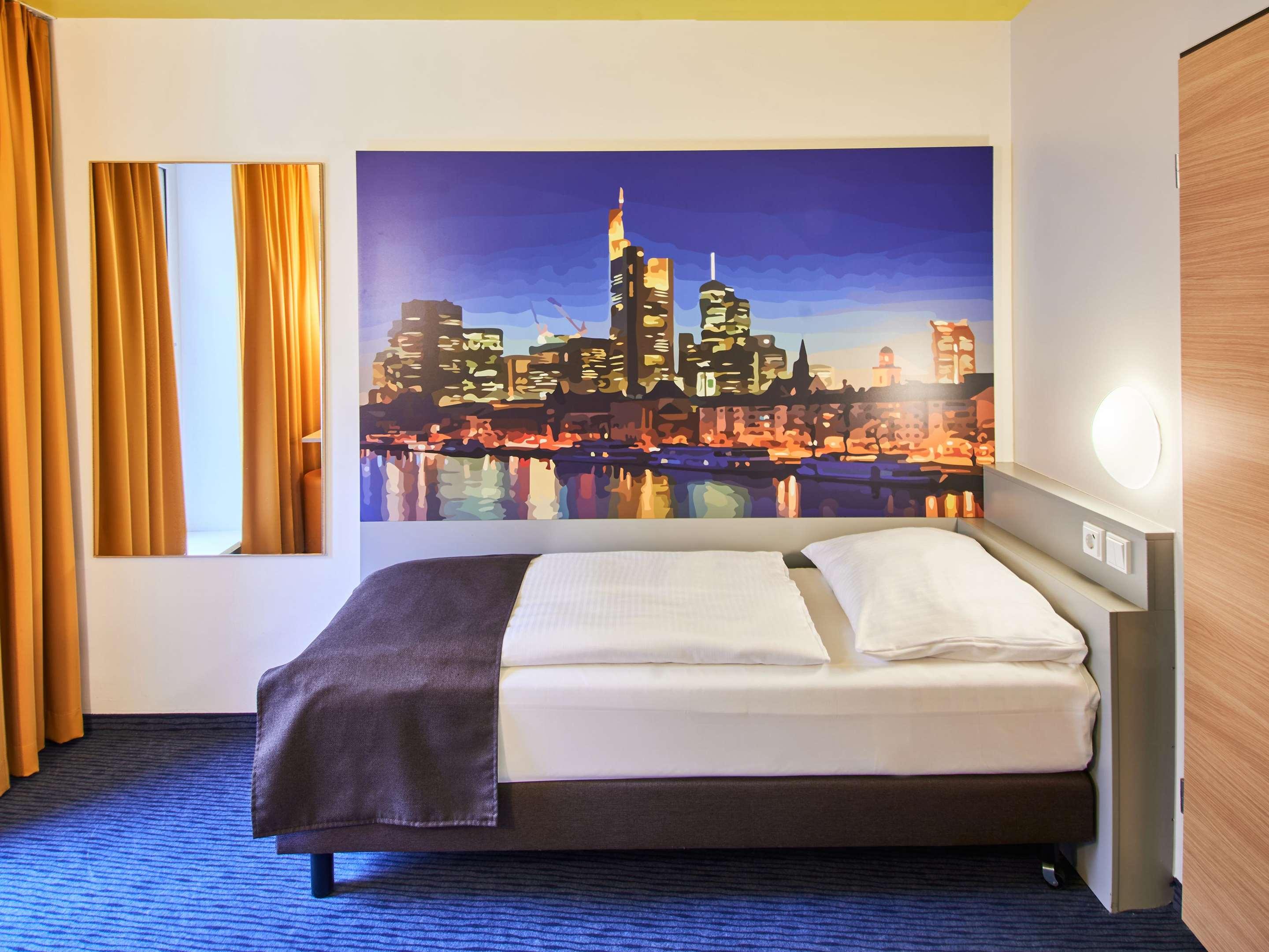 B&B Hotel Frankfurt-Hbf From $55. Frankfurt Am Main Hotel Deals ...